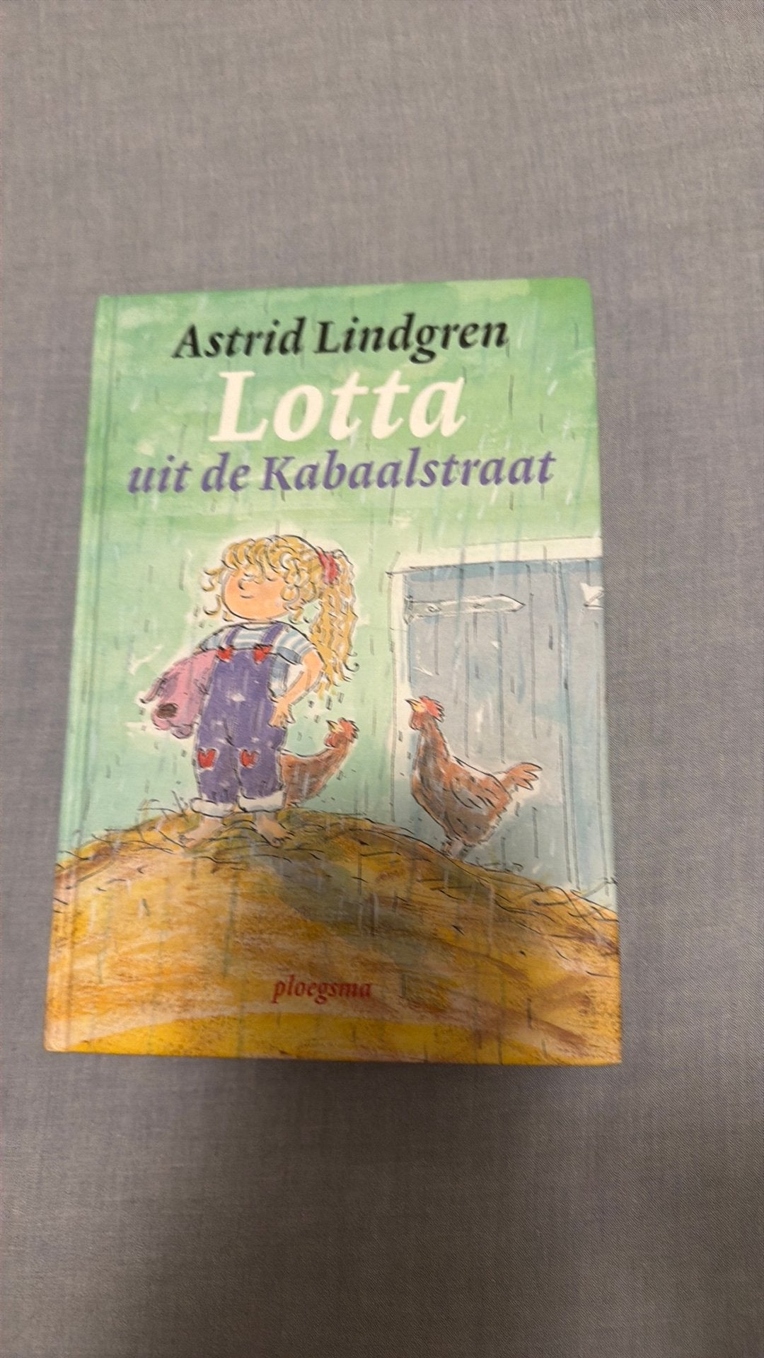 Astrid Lindgren - Lotta uit de Kabaalstraat, Fictie algemeen, Astrid Lindgren, Ophalen of Verzenden, Zo goed als nieuw
