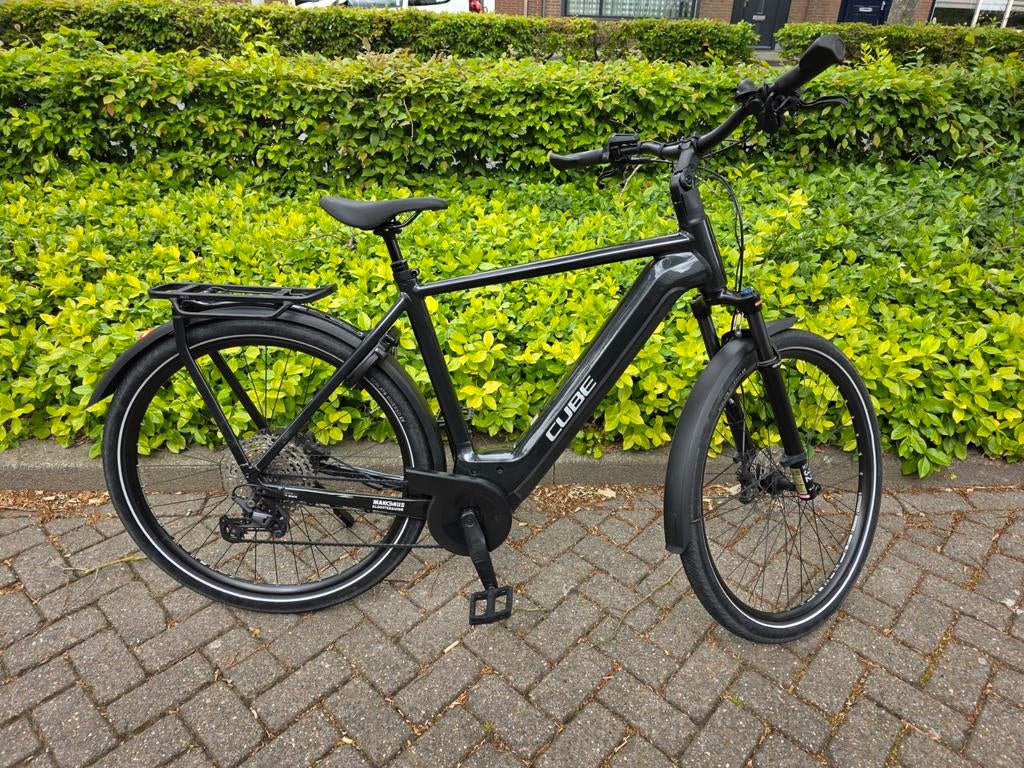 Cube Kathmadu Hybrid Exc Bosch Performance en 750wh accu, Ophalen of Verzenden, Zo goed als nieuw, Cube, 50 km per accu of meer