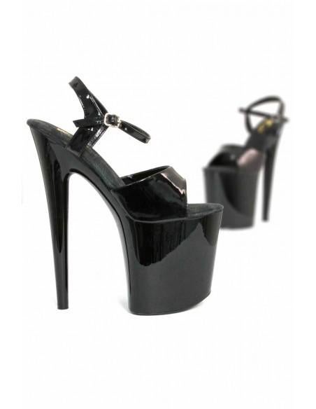 Vinyl plateaupumps met duizelingwekkende hakken. Maat 42 43., Kleding | Dames, Zwart, Nieuw, Ophalen of Verzenden, Schoenen met hoge hakken