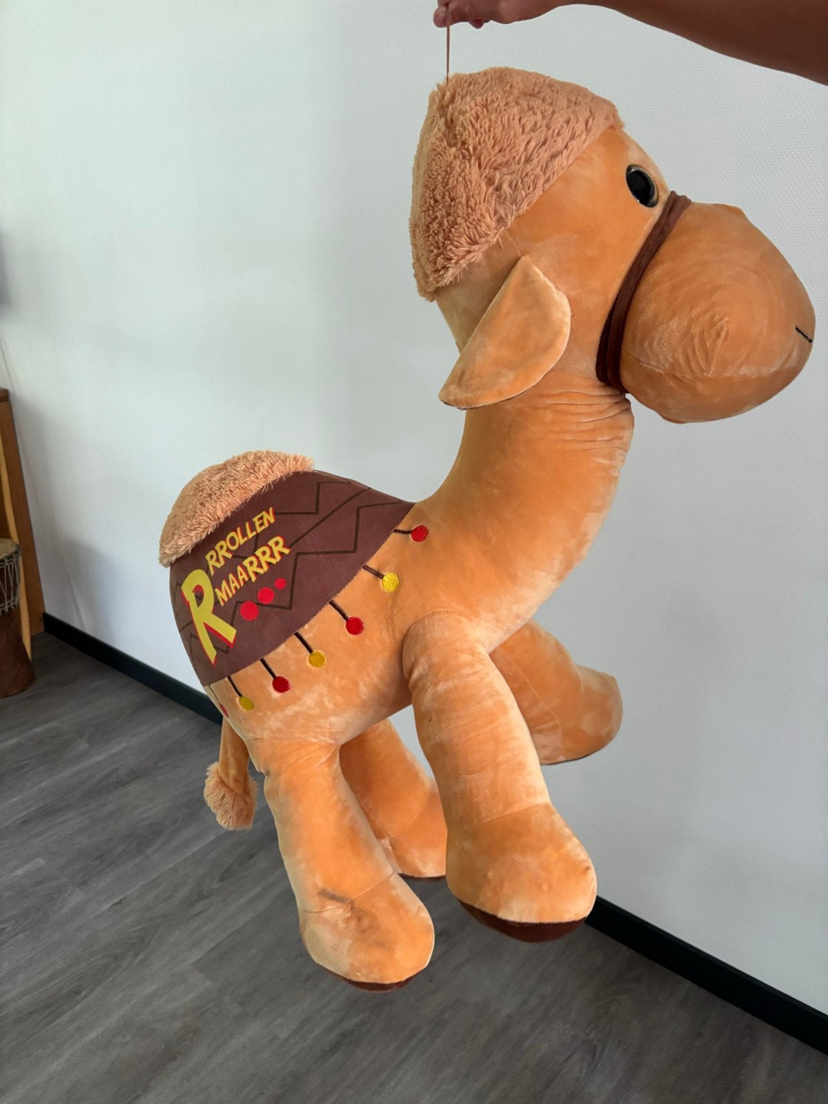 Grote knuffel kameel - RRRollen maar, Ophalen, Gebruikt, Overige karakters, Overige typen