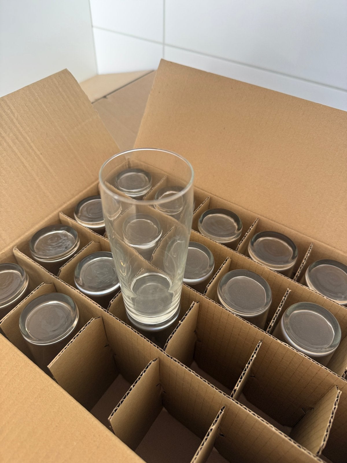 Bierglazen 42 stuks, Verzamelen, Ophalen of Verzenden, Zo goed als nieuw, Glas of Glazen, Overige merken