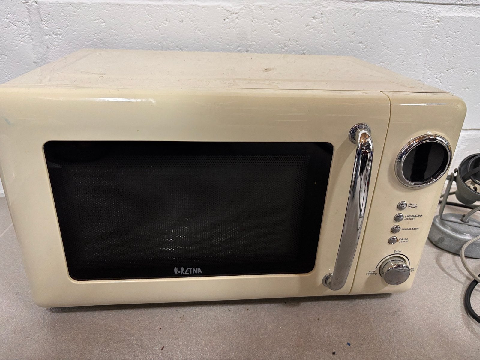 Retro ETNA Magnetron - Crème, Zo goed als nieuw, Witgoed en Apparatuur, Ophalen of Verzenden, Draaiplateau, Magnetron, Zo goed als nieuw