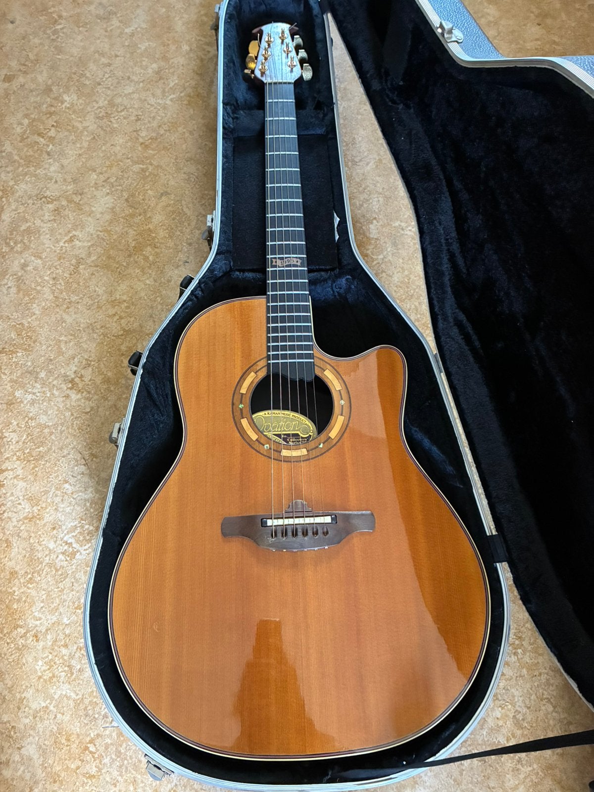 Ovation collectors serie 95, Ophalen, Zo goed als nieuw, Western- of Steelstringgitaar, Met (piezo-)element
