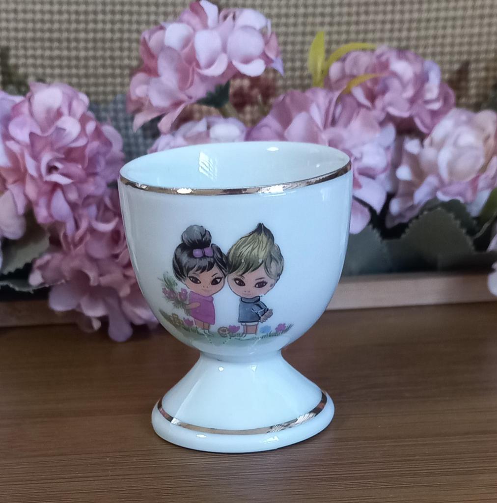 Lief brocant kinder eierdopje, jongen en meisje, roze/blauw, Ophalen of Verzenden
