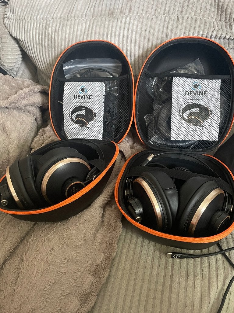 2 Devine koptelefoons, Ophalen, Zo goed als nieuw