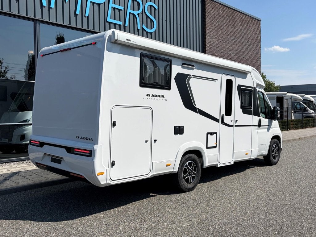 Adria Compact Select DL AUTOMAAT MODEL 2027, Automaat, 6 tot 7 meter, Bedrijf, Diesel