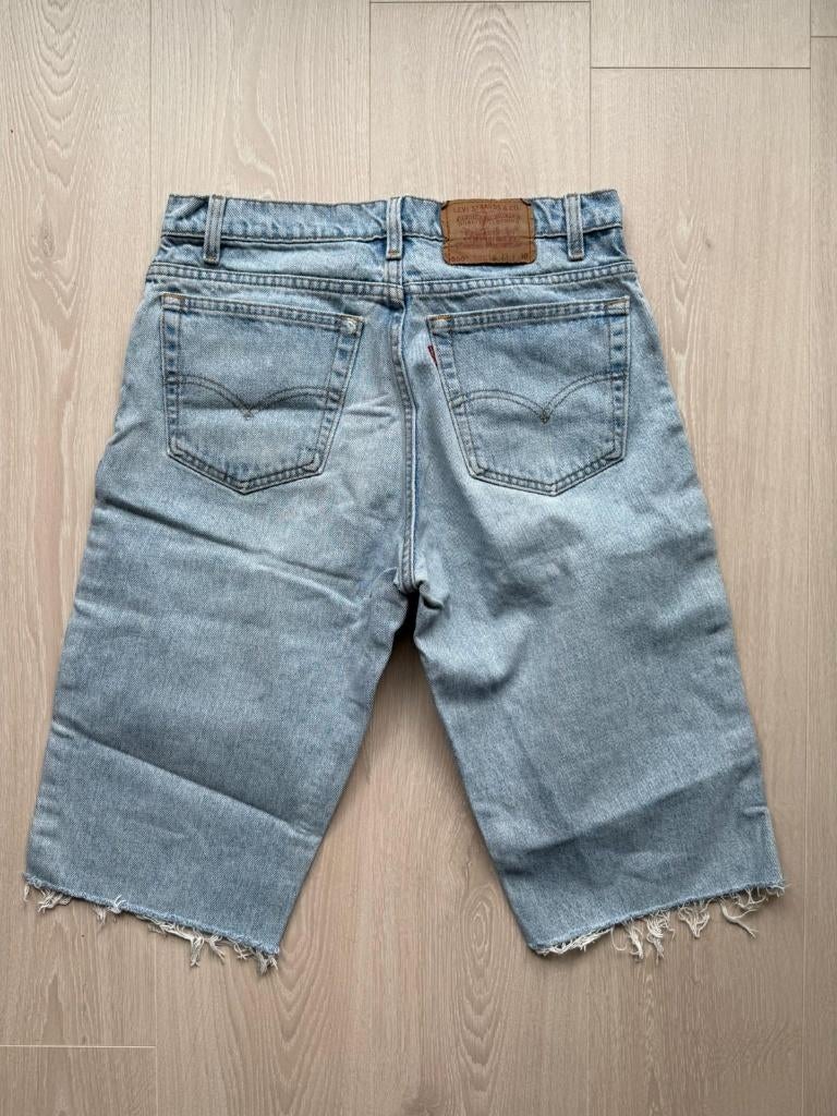 Levi’s 550 Korte Spijkerbroek W33, Blauw, ..., Ophalen of Verzenden, Zo goed als nieuw
