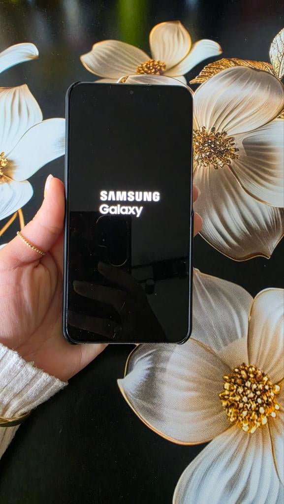 Samsung Galaxy S22 Plus - Zo goed als nieuw, Telecommunicatie, Mobiele telefoons | Samsung, Zwart, Touchscreen, Ophalen of Verzenden
