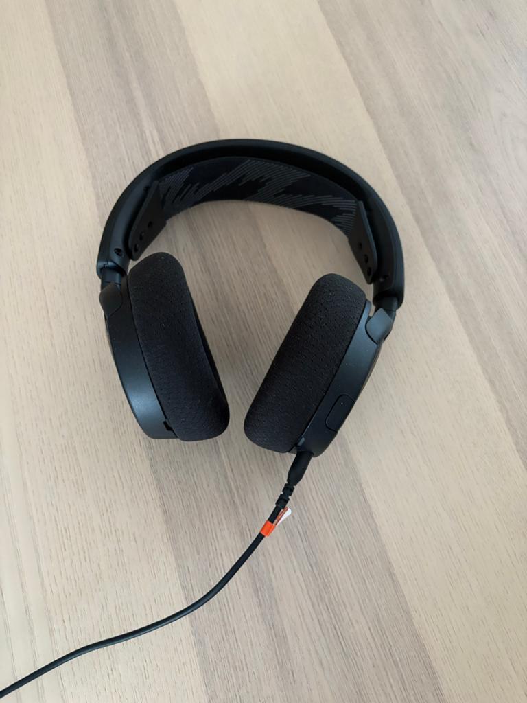 SteelSeries Arctis 3 Gaming Headset - Zwart, Ophalen of Verzenden, Zo goed als nieuw, Over oor (circumaural), Overige merken
