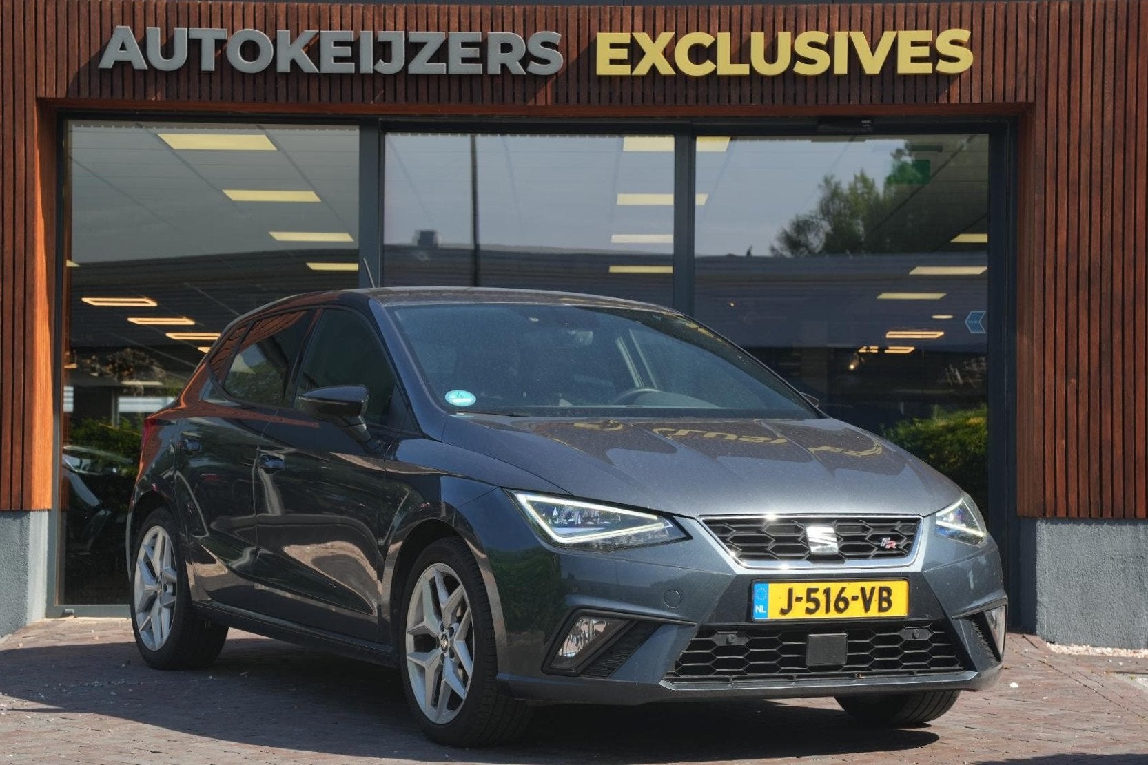 SEAT Ibiza 1.0 TSI FR Business Intense Plus FR Virtual Dash, Voorwielaandrijving, Alcantara, Ibiza, Origineel Nederlands