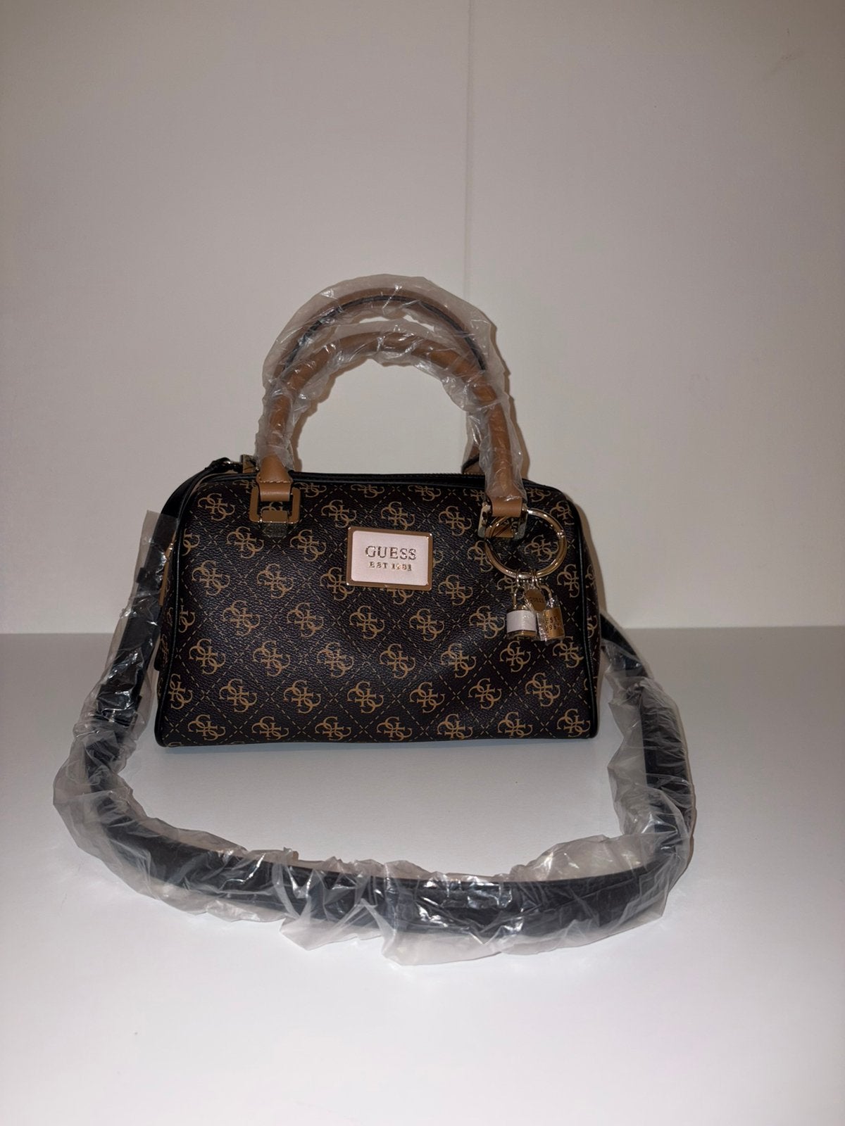 Guess Tas ongebruikt- met prijskaart, Ophalen, Nieuw, Handtas