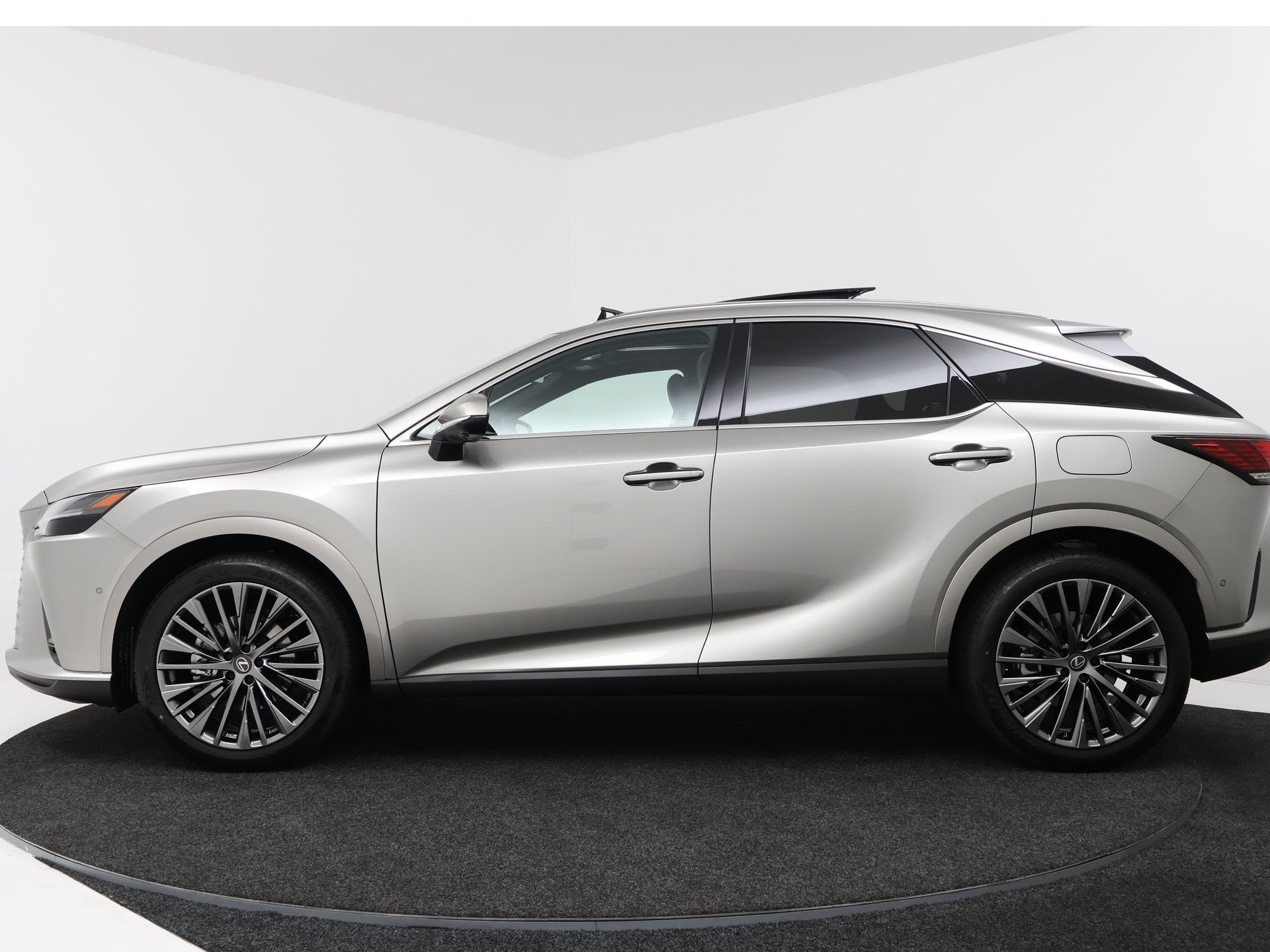 Lexus RX 450h+ Plug-in Hybrid President Line | Mark Levinson, Automaat, 4 cilinders, Bedrijf, Vierwielaandrijving