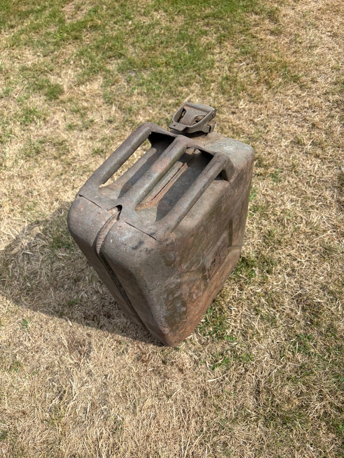 Jerrycan WO 2, Verzamelen, Ophalen, Engeland
