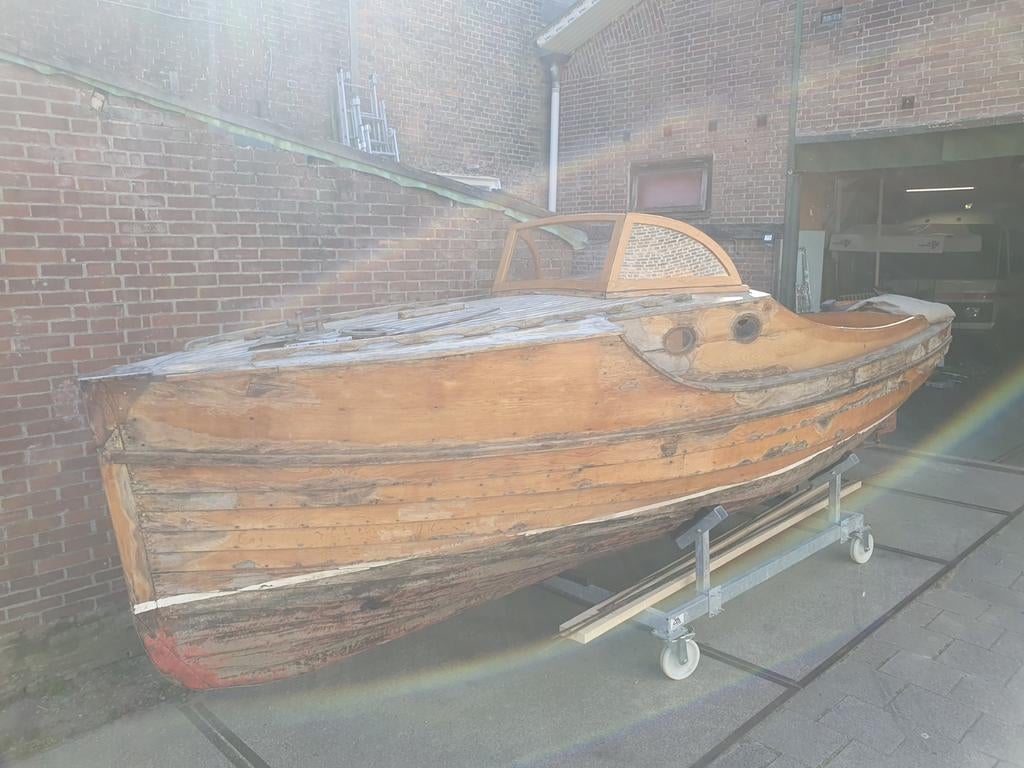 Zweedse overnaadse sloep met Albo 2 cilinder motor, Ophalen, Gebruikt, Tot 10 pk, Binnenboordmotor