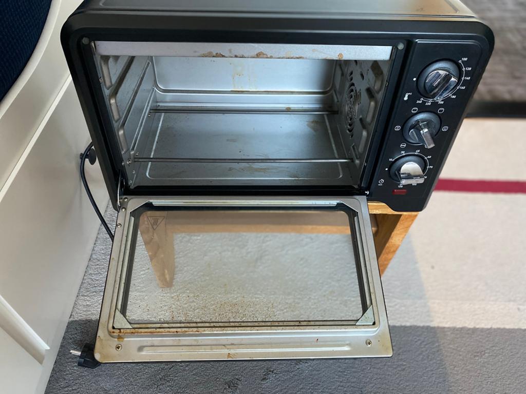 Tefal oven 19 liter.  Met hetelucht functie Hij is 1350 watt, Witgoed en Apparatuur, Ovens, Minder dan 45 cm, Hete lucht, Tefal