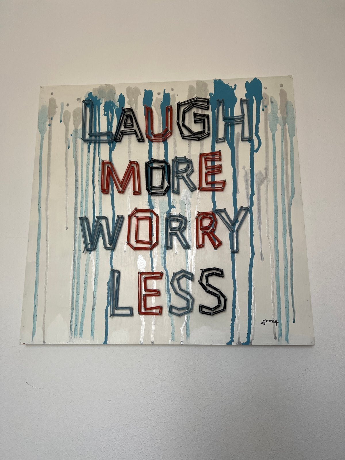 Uniek "Laugh More Worry Less" String Art Kunstwerk, Antiek en Kunst, Kunst | Schilderijen | Modern, Ophalen, Handgeschilderd, Overige technieken