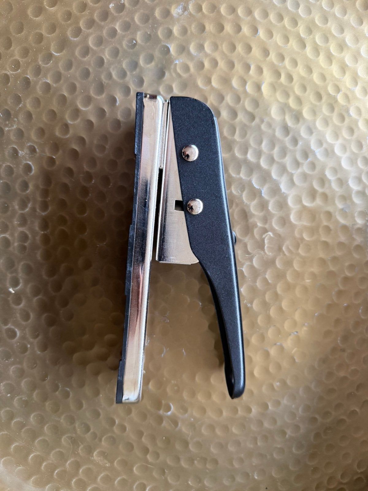 Plectrum knipper, Ophalen of Verzenden, Zo goed als nieuw, Elektrische gitaar