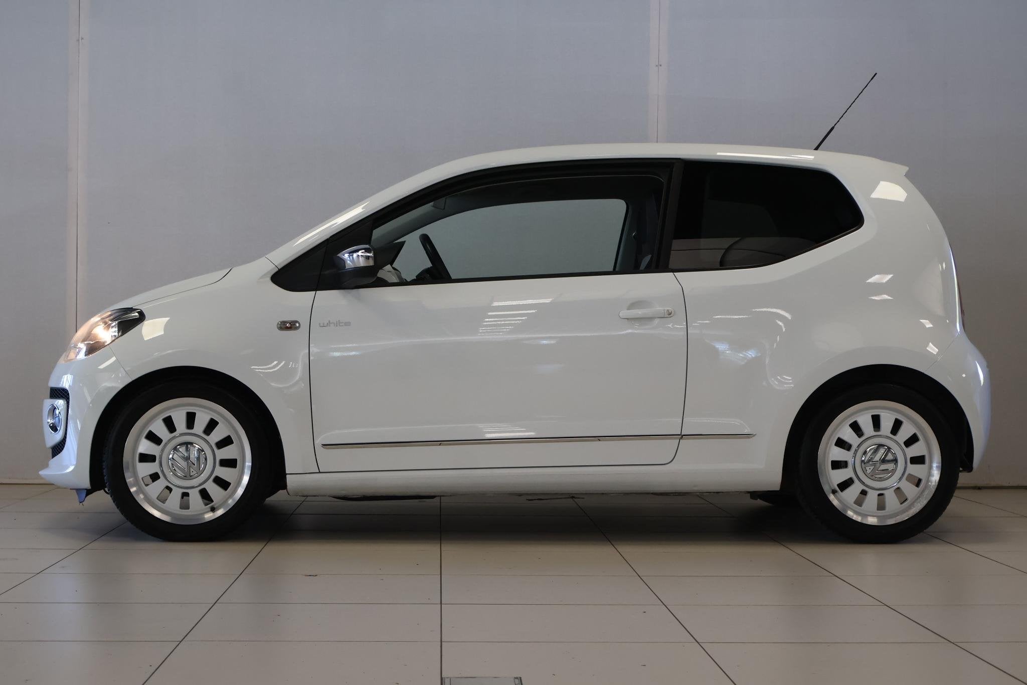 Volkswagen Up! 1.0 high up! WHITE, Auto's, Euro 5, Stof, Gebruikt, Met garantie (alle)