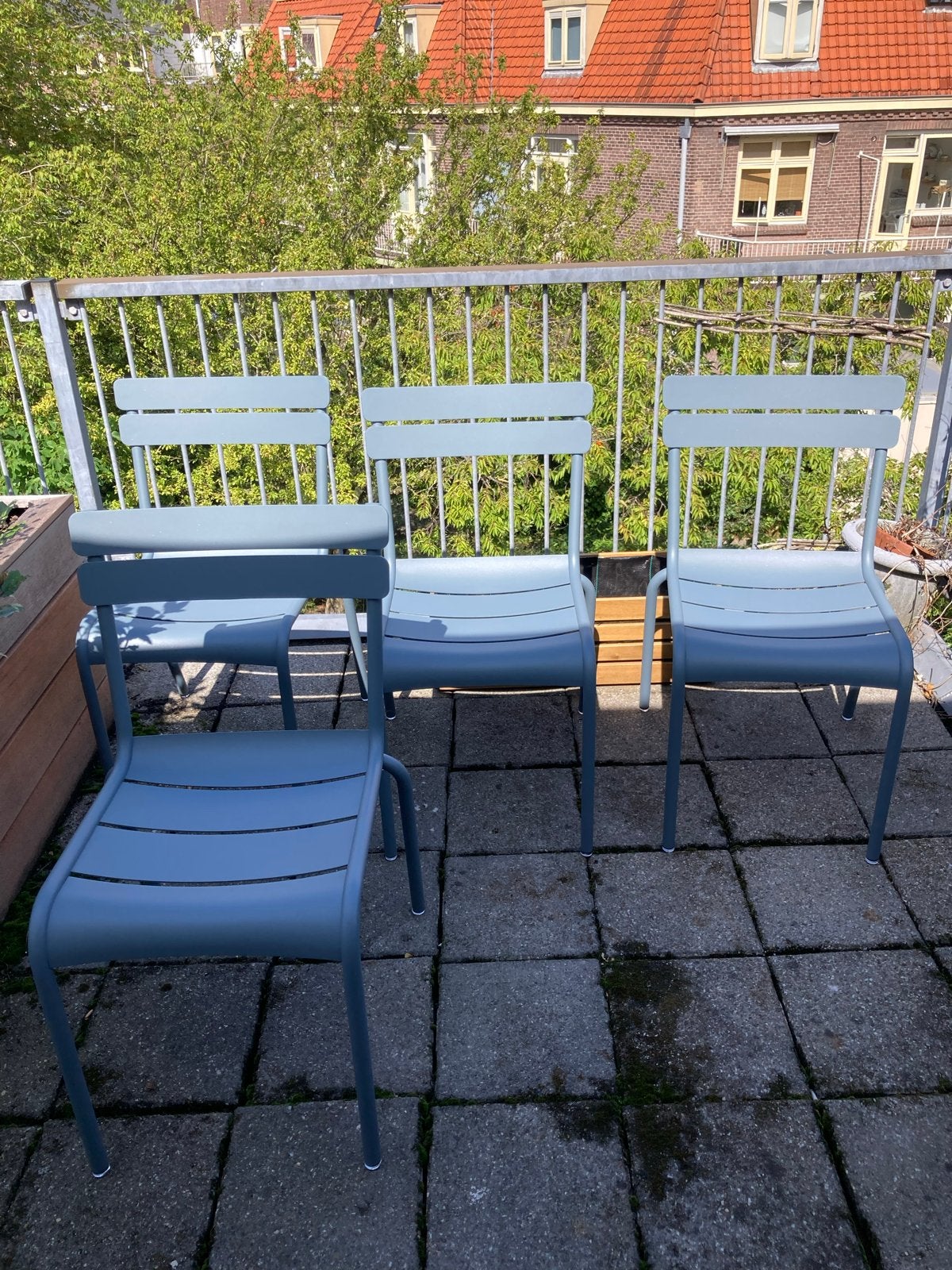 Nieuw 4 Fermob Luxembourg tuinstoelen stormy grey, Tuin en Terras, Tuinstoelen, Ophalen, Nieuw, Metaal, Stapelbaar