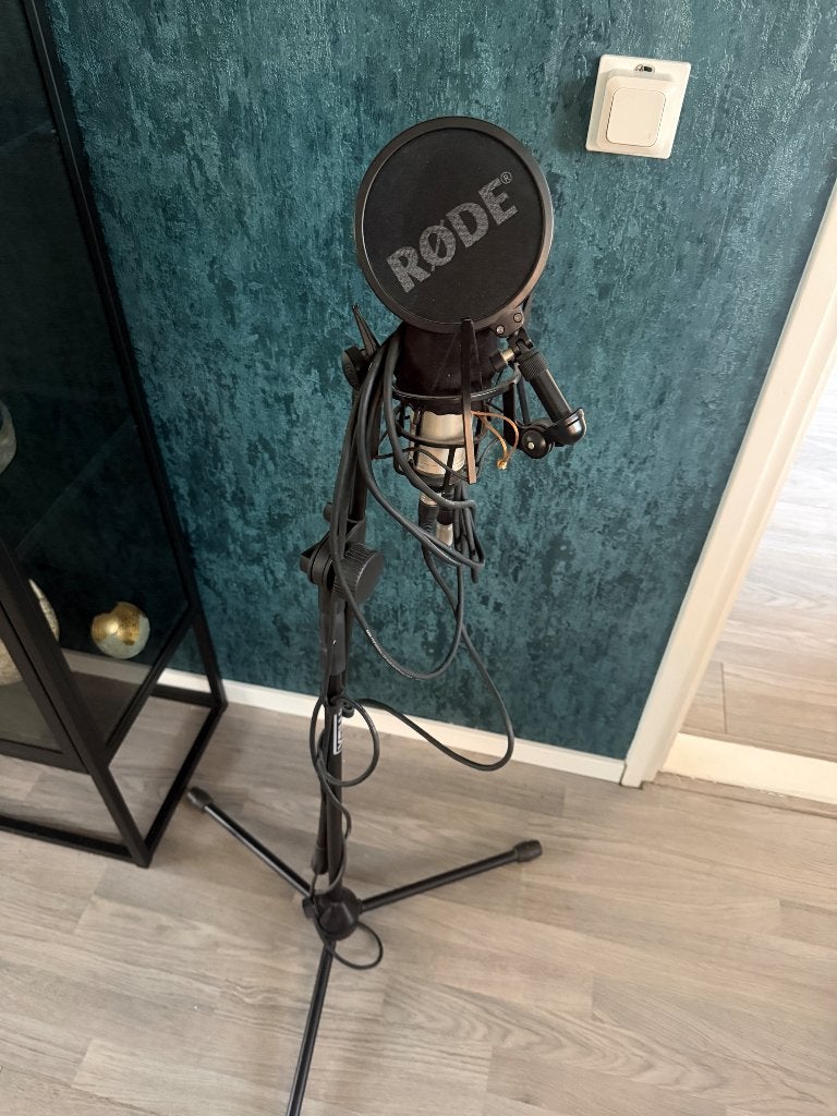 Røde Condensatiemicrofoon Set, Ophalen, Zo goed als nieuw, Studiomicrofoon