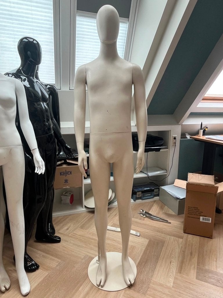 Hans Boodt mannelijke paspop, Ophalen, Info@hansboodt.com, Hans boodt, Merwedeweg 6, 3336 LG Zwijndrecht, Nederland