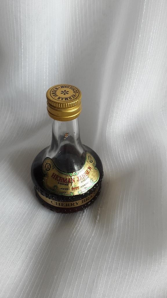 HERMAN JANSEN brandy klein flesje, miniatuur (nr. 13), Verzamelen, Merken en Reclamevoorwerpen, Ophalen of Verzenden, Nieuw, Gebruiksvoorwerp
