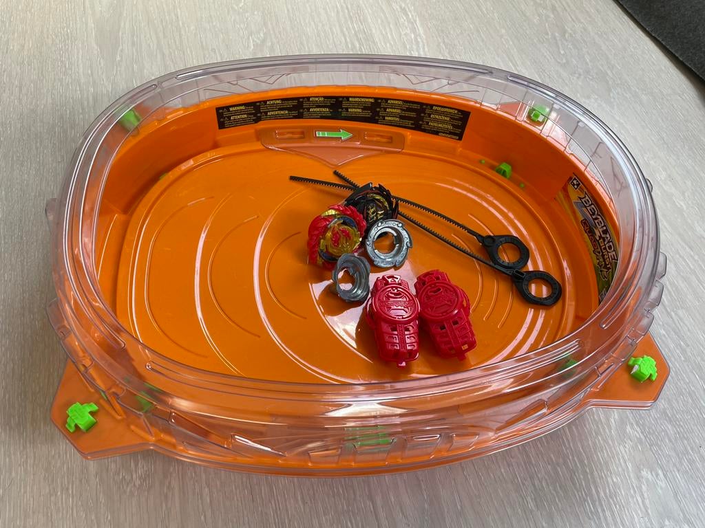 Beyblade Cosmic Vector battle set, Ophalen, Gebruikt