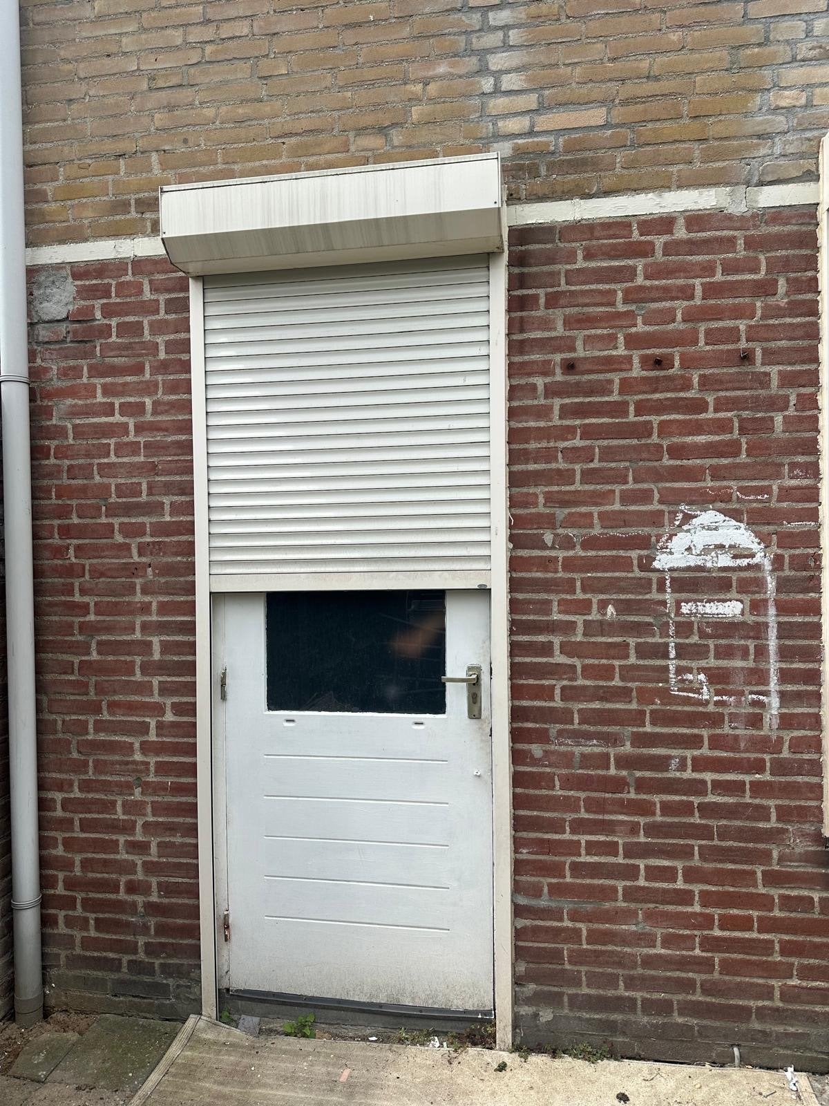 Witte rolluik voor deur, Doe-het-zelf en Verbouw, Rolluiken, Ophalen, Gebruikt, 200 cm of meer, Minder dan 100 cm