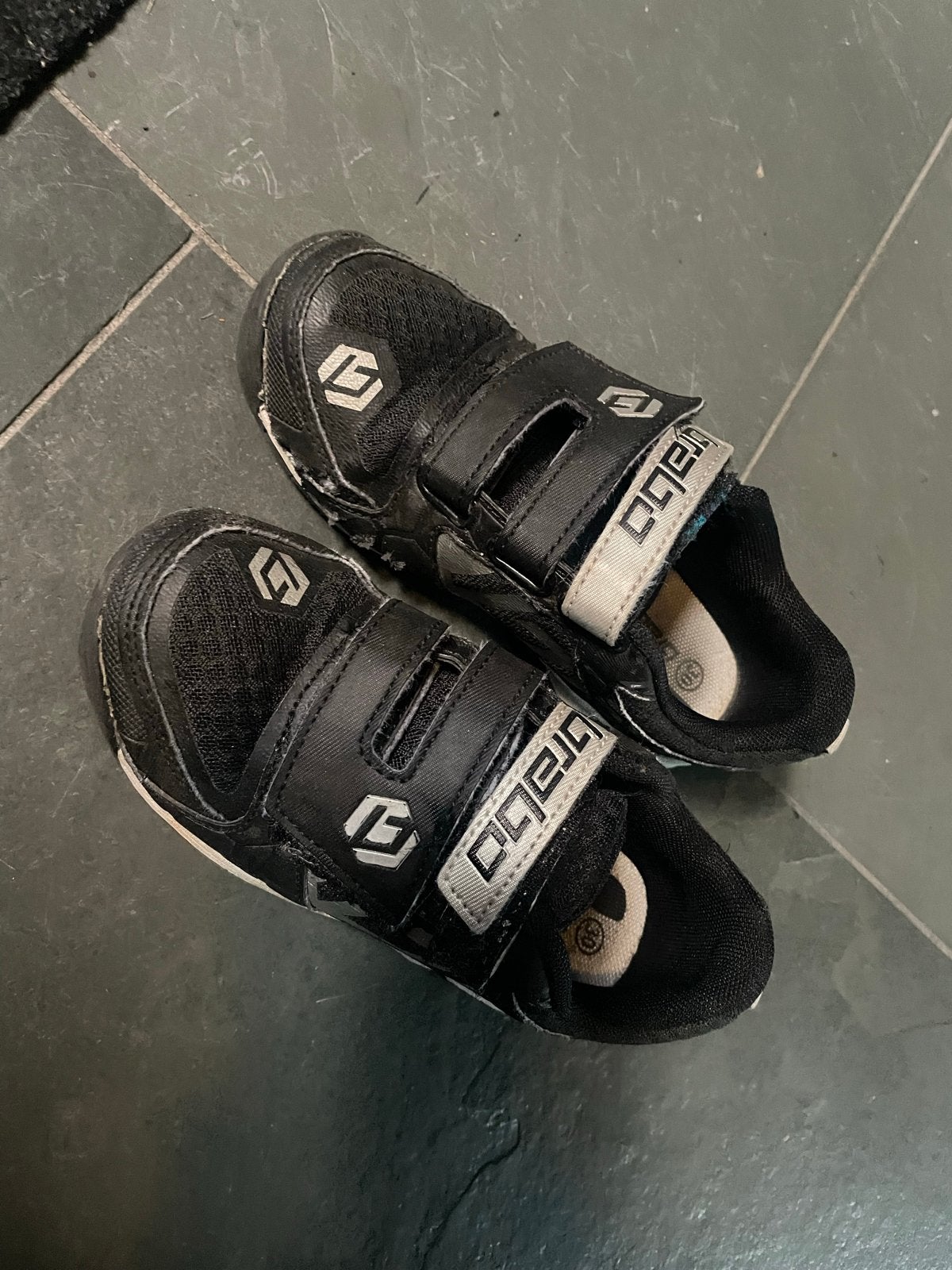 Brabo hockeyschoenen maat 30, Sport en Fitness, Hockey, Ophalen of Verzenden, Gebruikt, Schoenen