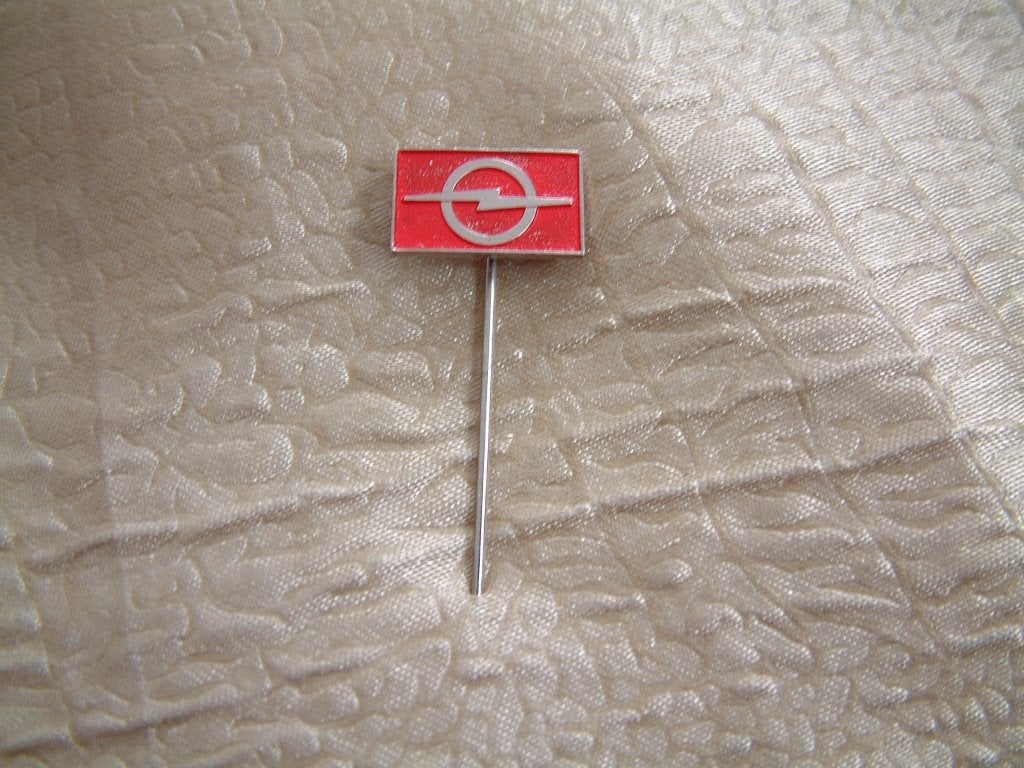 oud OPEL speldje Berentzen Maastricht, Verzamelen, Ophalen of Verzenden, Gebruikt, Overige onderwerpen, Speldje of Pin