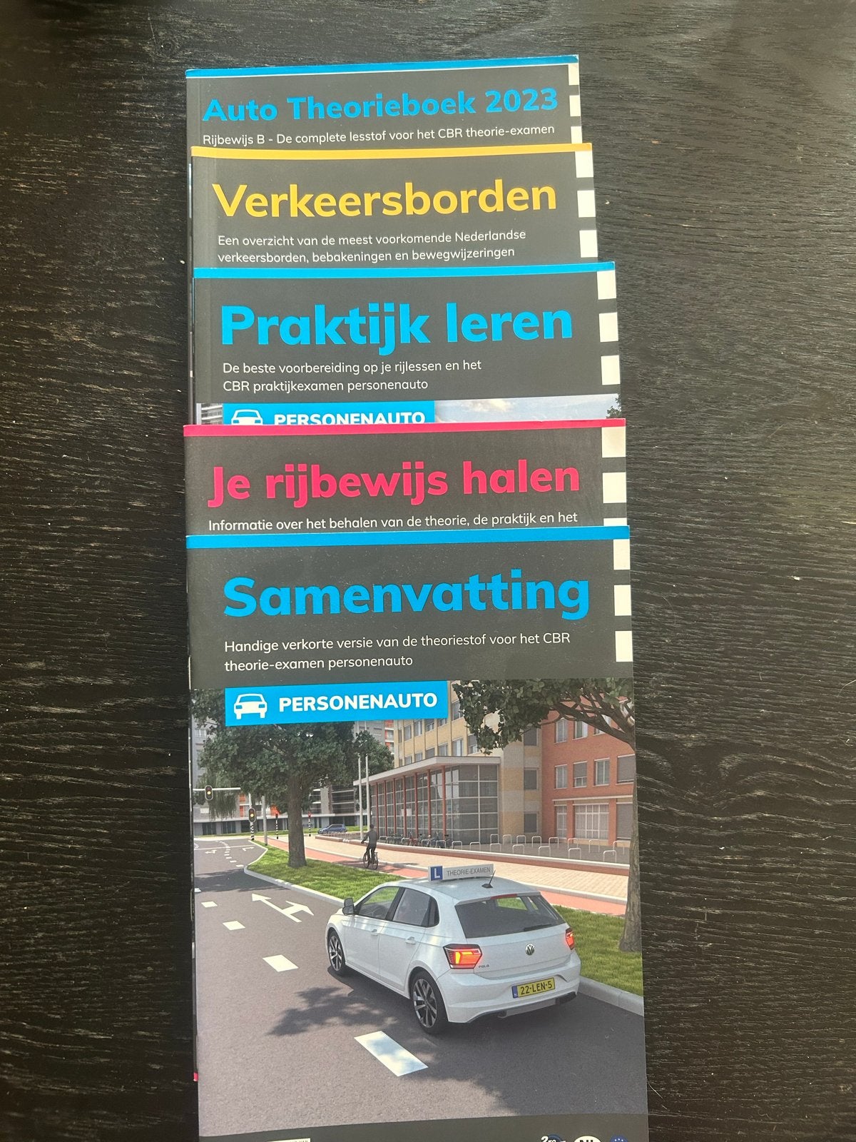 Rijbewijs B Theorieboeken 2023 - Nieuw en Ongebruikt, Ophalen of Verzenden, Nieuw, Niet van toepassing