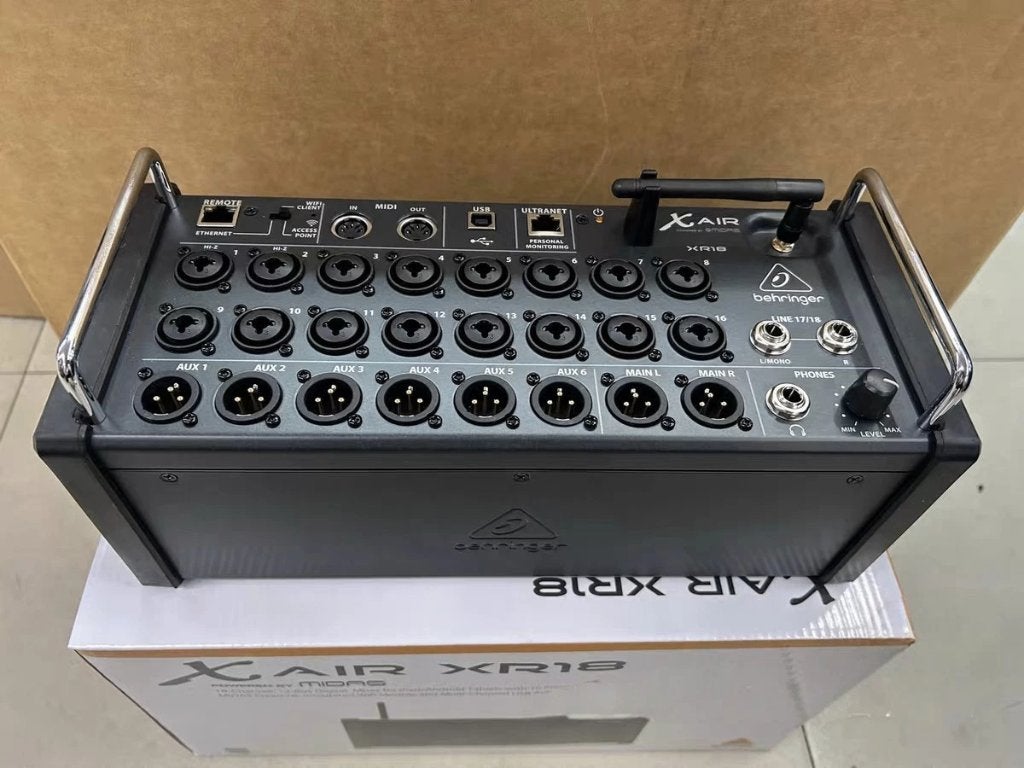 Behringer X Air XR18 Digitale Rack Mixer, Ophalen of Verzenden, Zo goed als nieuw, 10 tot 20 kanalen