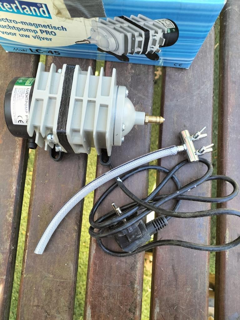 Waterland LC-45 Elektromagnetische Luchtpomp PRO, Tuin en Terras, Ophalen of Verzenden