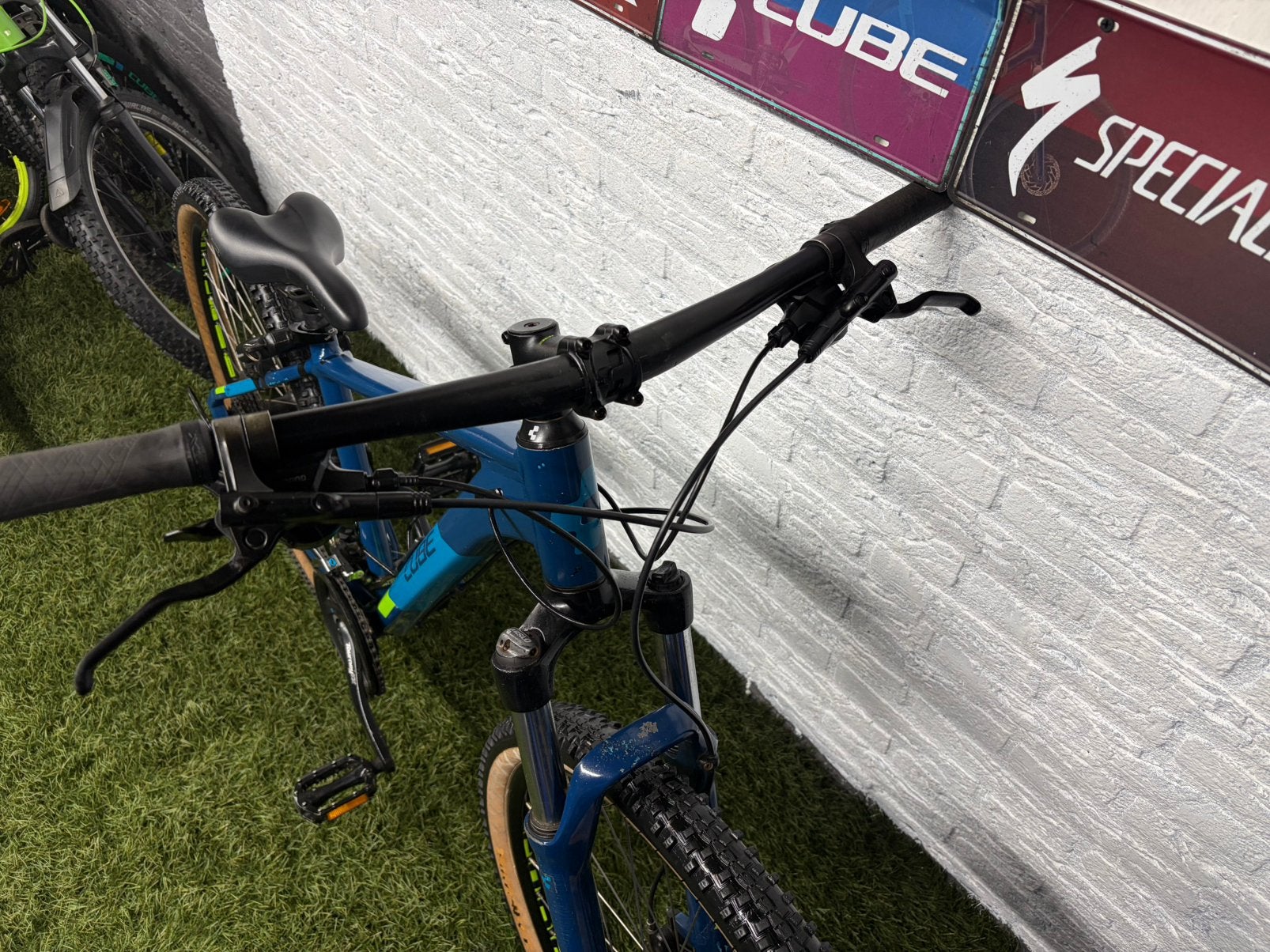 Foto 4 van Cube Aim Race 27,5 inch mountainbike frame S 27,5 cube S”