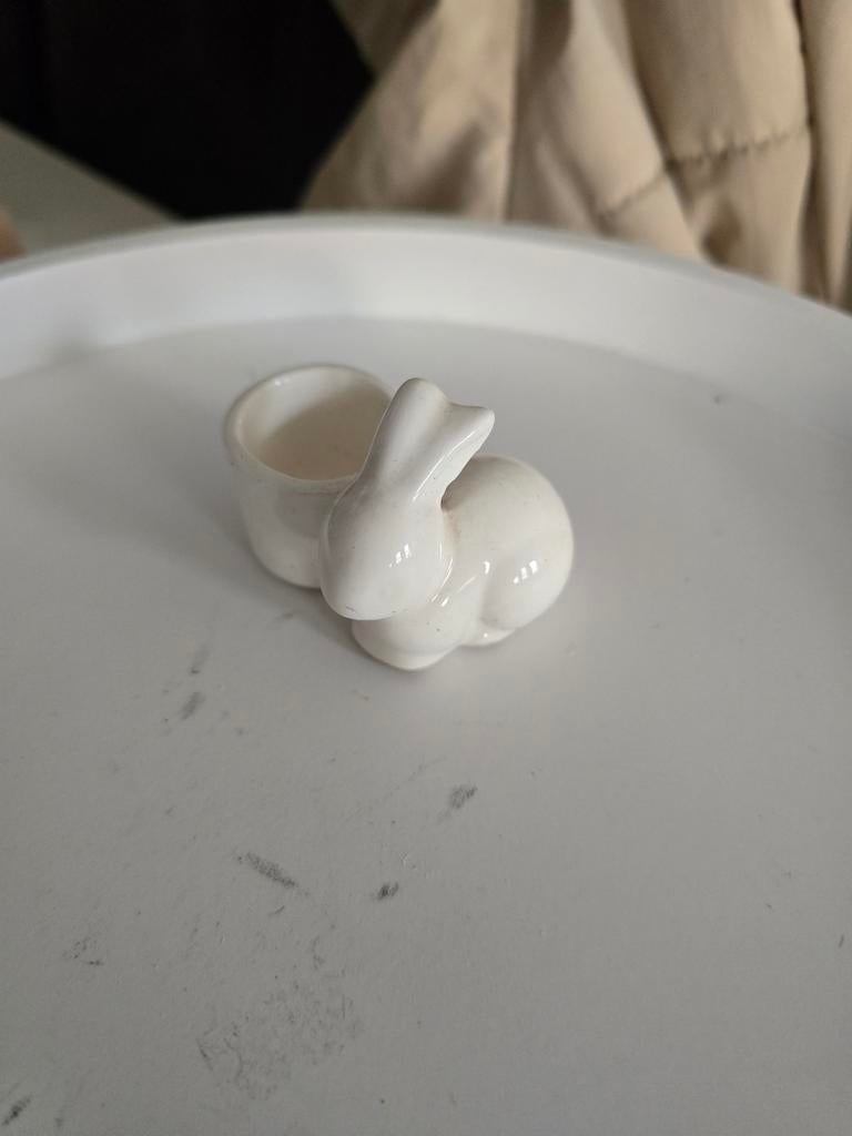 Schattige Konijn Wit Keramiek, Huis en Inrichting, Keuken | Servies, Ophalen of Verzenden, Keramiek, Overige stijlen, Schaal of Schalen