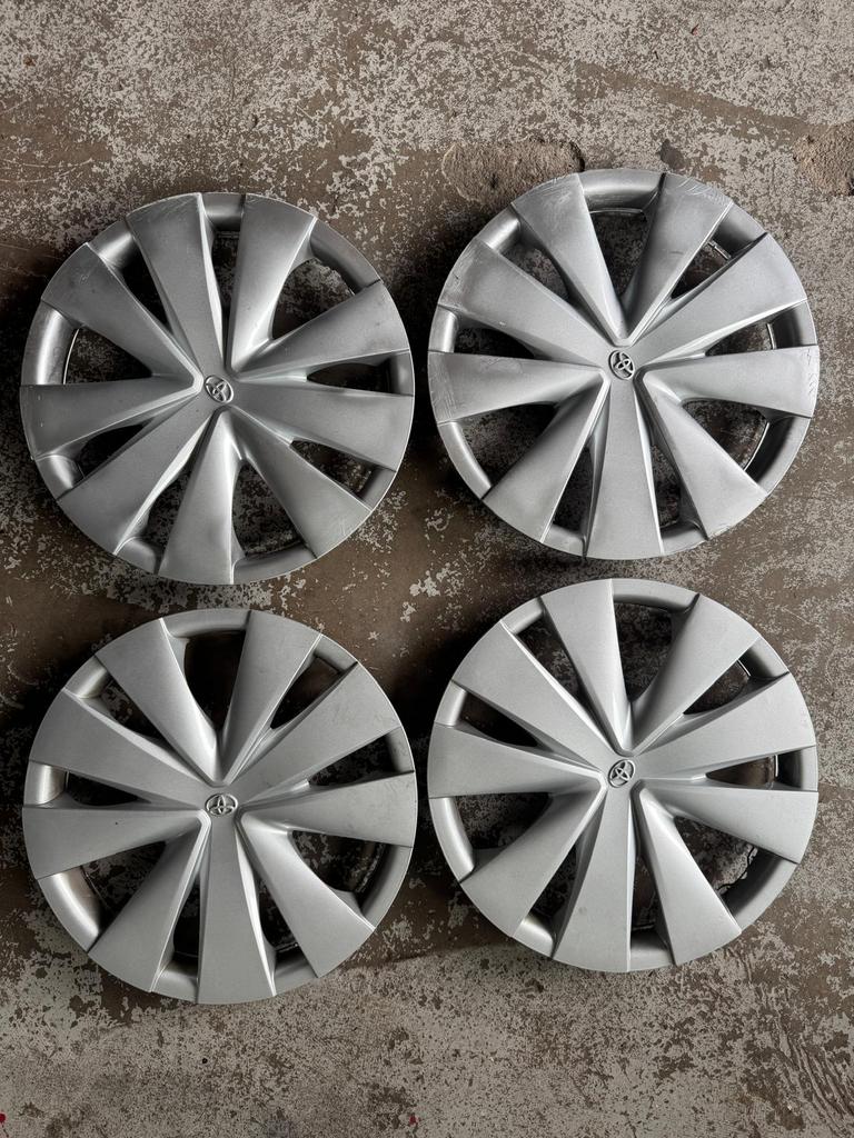 Toyota aygo wieldoppen 14 inch, Auto diversen, Wieldoppen, Ophalen of Verzenden, Zo goed als nieuw