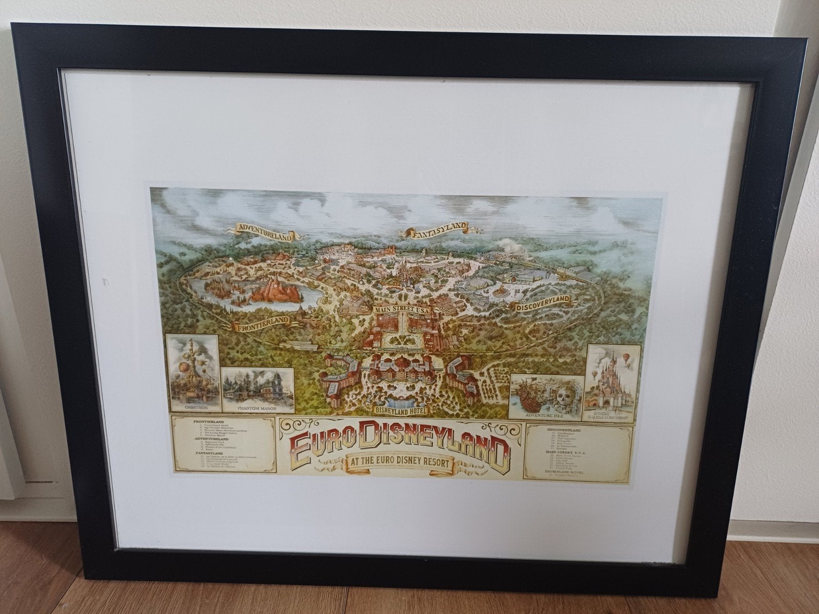 Schilderij Euro Disneyland Parijs, ingelijst, 46x56 cm, Ophalen