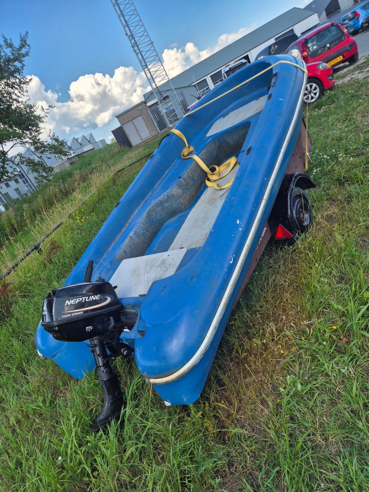 leuke onzinkbare boot met 4 pk 4 takt, Ophalen, Kunststof, Gebruikt, 4 m