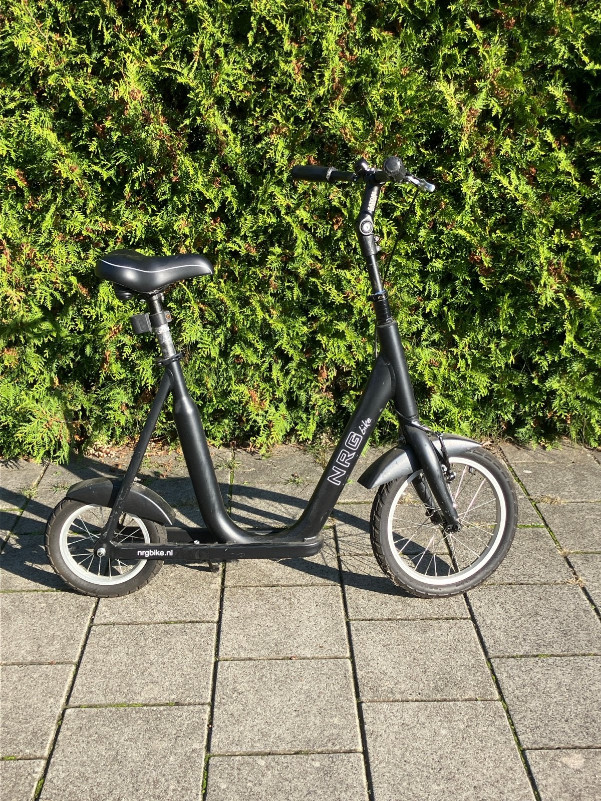 Nrgbike loopfiets - Zwart, zo goed als nieuw, Ophalen, Zo goed als nieuw, Kickbike