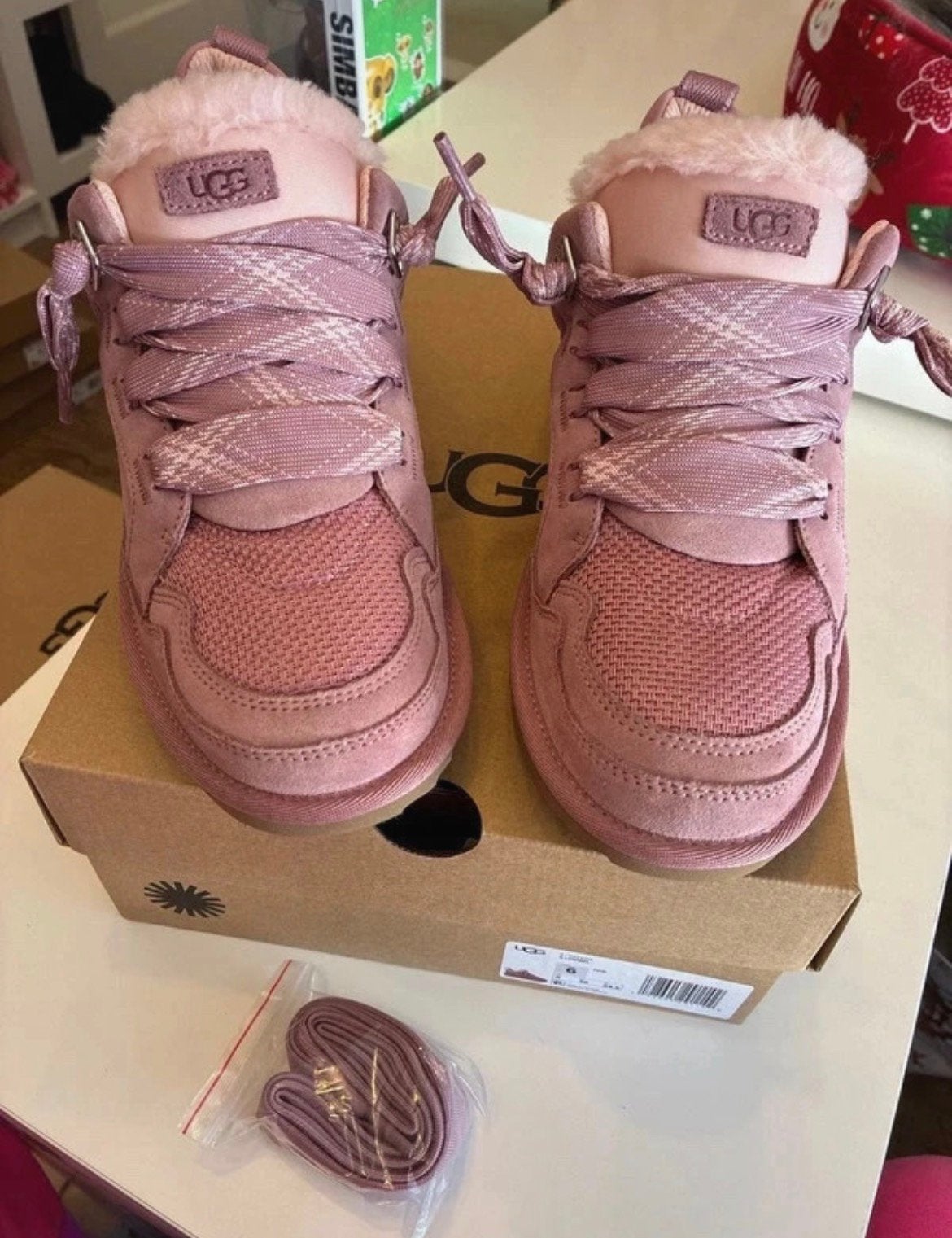 Ugg lowmel powder pink roze maat 38 nieuw, Kleding | Dames, Verzenden, Nieuw, Sneakers of Gympen, Roze