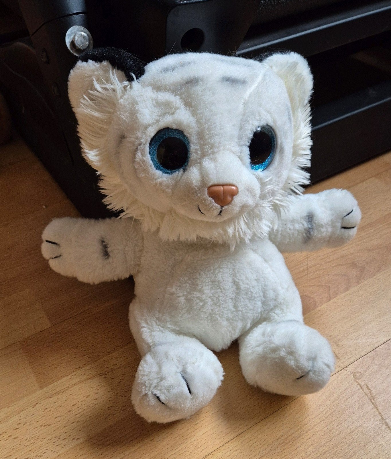 Schattige witte tijger knuffel met helderblauwe ogen, Overige merken, Overige karakters, Ophalen of Verzenden, Zo goed als nieuw
