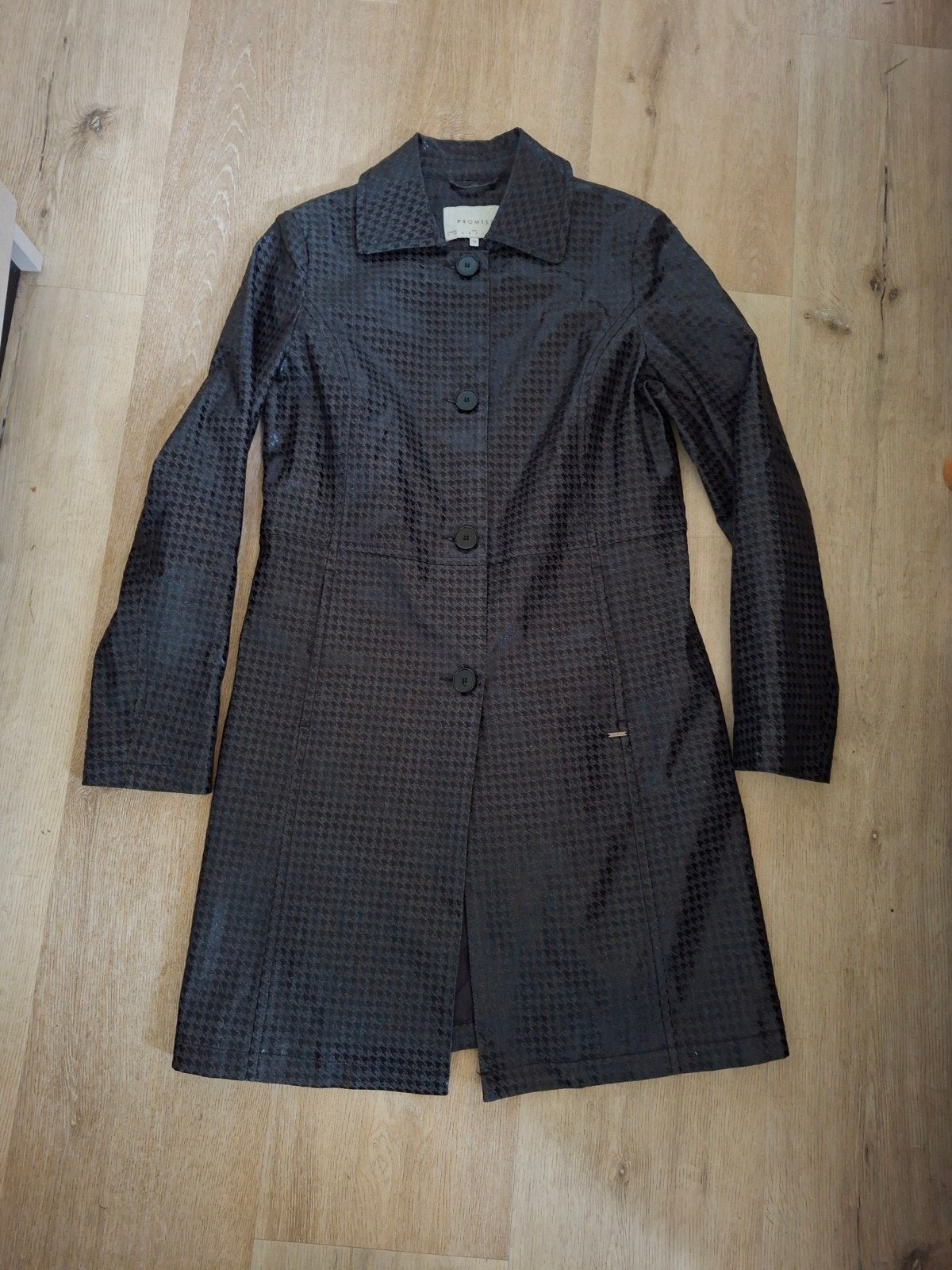 Promiss Carilla-Coat met bijzondere stof, maat 38 perfect, Ophalen of Verzenden, Zo goed als nieuw, Maat 38/40 (M)