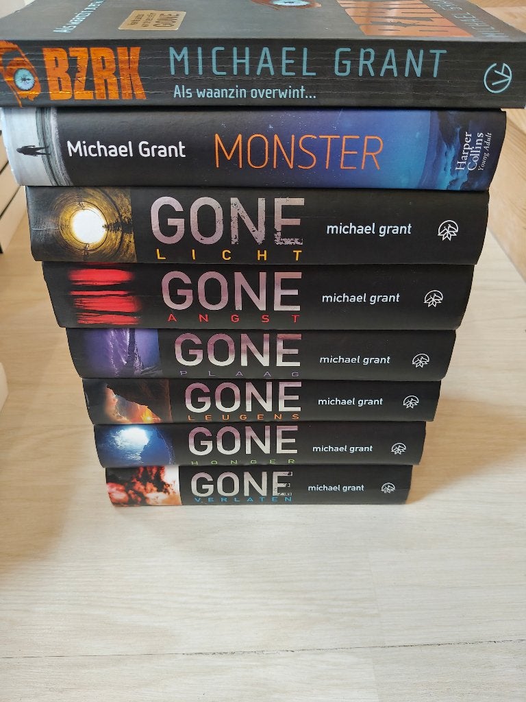 Volledige reeks boeken Gone Michael Grant Hardcover NL, Ophalen of Verzenden, Zo goed als nieuw, Michael Grant