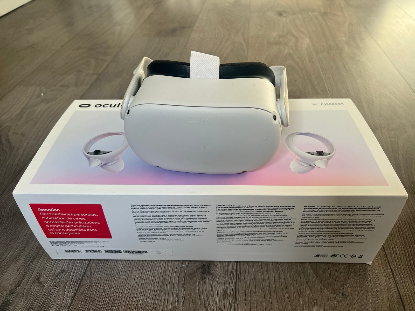 Oculus Quest 2 VR-bril met controllers en opbergcase, Ophalen of Verzenden, Zo goed als nieuw, Overige platformen