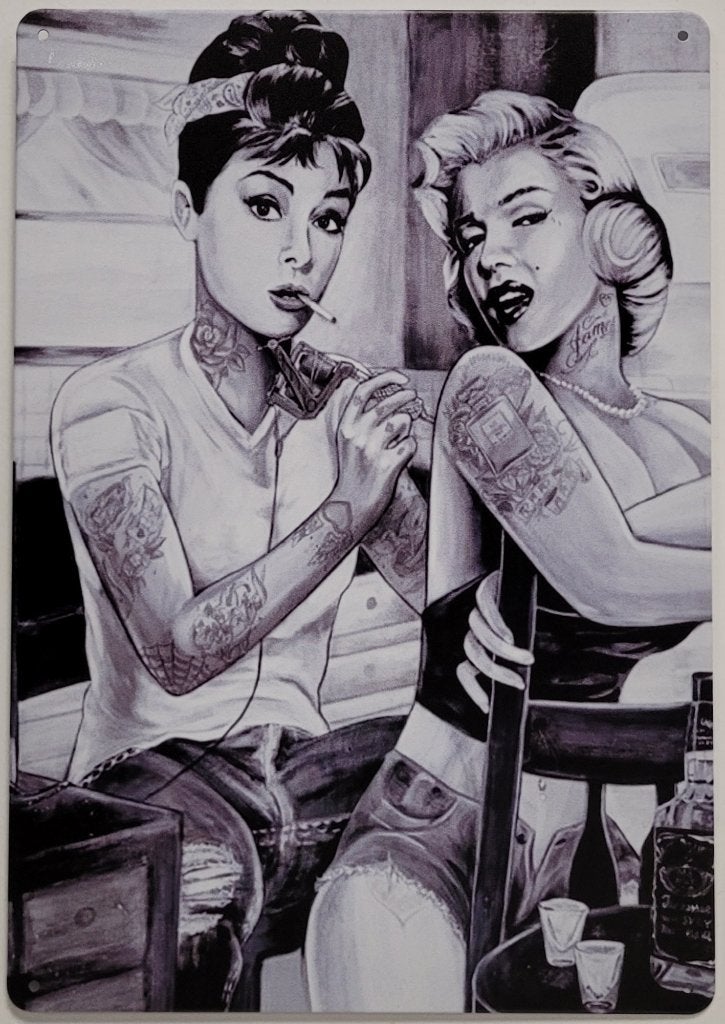 Audrey Hepburn Marilyn Monroe tattoo metalen reclamebord, Info@deconoord.nl, Deco Noord, Nieuw, Ophalen of Verzenden