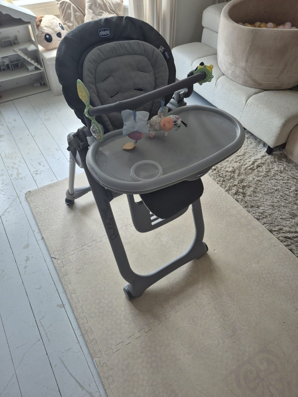 Chicco Polly Magic Relax kinderstoel met eetblad, Ophalen, Zo goed als nieuw, Inklapstoel, Gordel(s)
