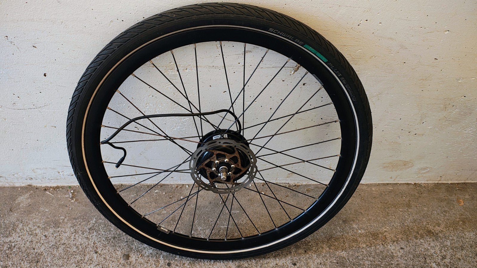 Bafang voorwiel 28 inch incl electrische motor 9pins, Fietsen en Brommers, Fietsonderdelen, Gebruikt, Aluminium, Ophalen, Elektrische fiets