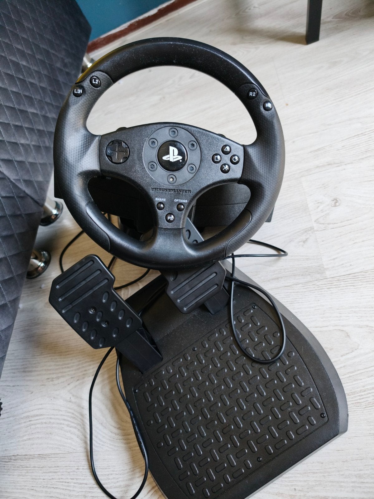 Thrustmaster racestuur en pedalen voor PlayStation 4, Ophalen of Verzenden