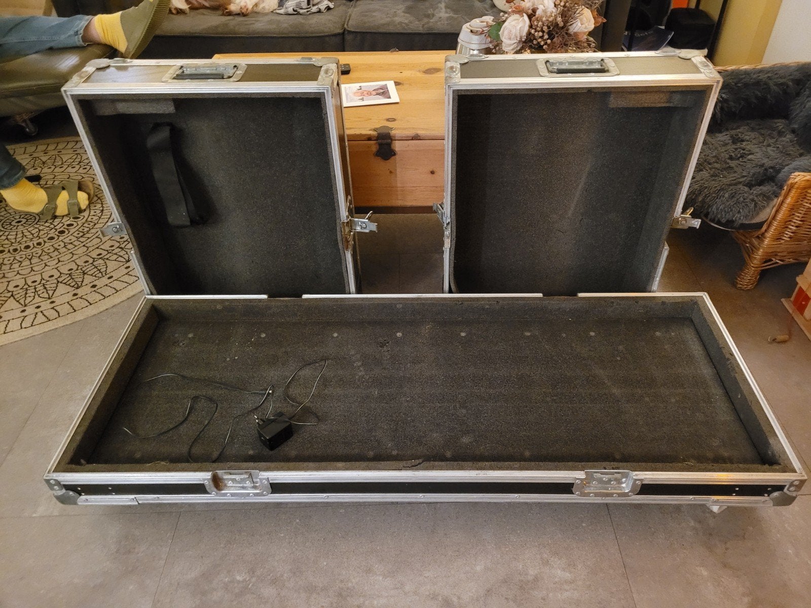 Stevige flightcase op wieltjes voor stage piano, Muziek en Instrumenten, Behuizingen en Koffers, Ophalen, Zo goed als nieuw, Keyboard of Synthesizer