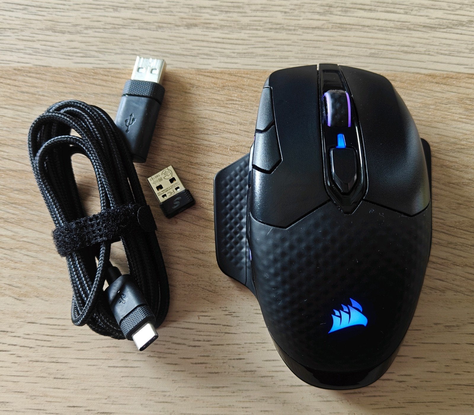 Corsair Dark Core RGB Pro SE Draadloze Gaming Muis, Computers en Software, Muizen, Rechtshandig, Muis, Gebruikt, Gaming muis